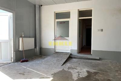 De vânzare: Hală industrială cu anexă birouri/apartament - 8