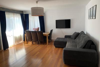 Apartament 3 camere decomandat,2 bai,2 parcari