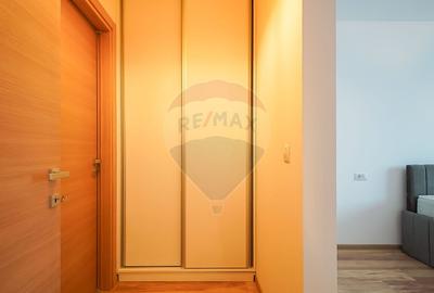 Apartament cu 3 camere, prima închiriere, în zona Tractorul - 15