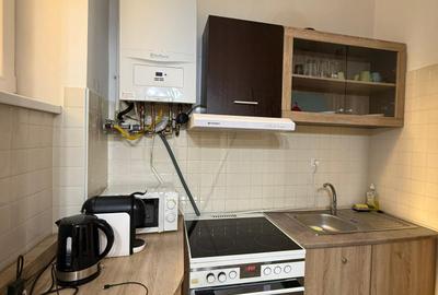 Apartament de închiriat, 3 camere, 75 mp, Piața Mihai Viteazul - 14