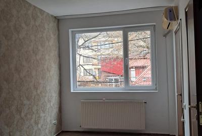 Piata Muncii –Calea Calarasilor,vila 12 camere, suprafata 370mp,curte 150mp - 8