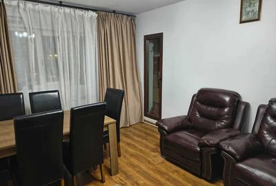 Apartament 3 camere Aparatorii Patriei - 1