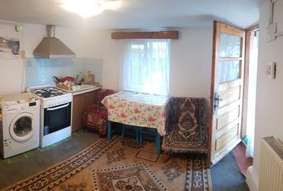 2 Camere la curte - 7