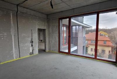 Vila  individuala   S+P+2   Iancu Nicolae   Jolie Ville   Padure (semifinisata) - 6