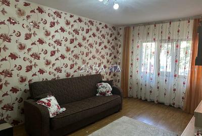 Apartament 3 camere ,situat in Targu Jiu, Zona Paralela 45 - 3
