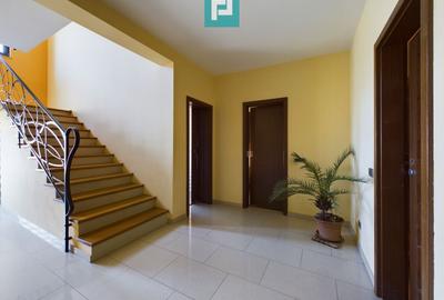 Vilă spațioasă cu 8 camere, Grădiște - 15