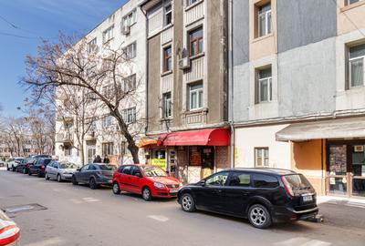 Spațiu comercial cu chiriaș, Eroii Revolutiei - 1