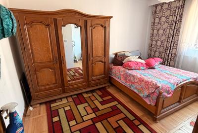 Lazu vila P E curte garaj prima la sosea gaze pt firme muncitori - 3