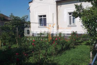 Casă individuală cu 5 camere în Călan