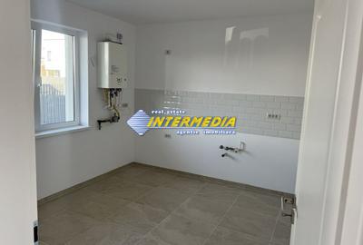 Vanzare Casa noua cu 4 camere in Cetate finisata la cheie cu toate utilitatile - 7