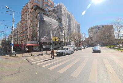 Spatiu comercial de inchiriat Mosilor Eminescu 80 mp vitrina 6 ml intersectie - 1