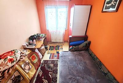 3 Camere, Central, Ideal pentru Familie, An '81 - 29