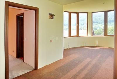 Investitie Pensiune 12 camere - 12