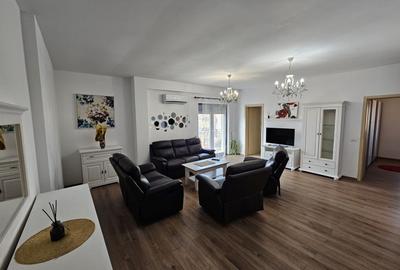 Apartament cu 2 camere decomandat, mobilat în Dumbrăvița