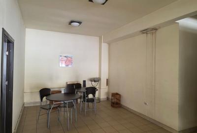 Vand spatiu comercial - 3