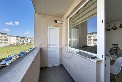 Apartament 2 camere, loc parcare, balcon, in Floresti, strada Cetății - 11