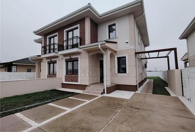 Duplex cu 5 camere în Moșnița Nouă