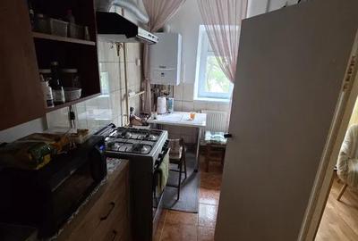 Apartament - 2 camere - semidecomandat - Mall Vitan - 4