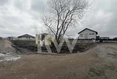 Teren intravilan construibil, utilități complete Str. Cetății - Comision 0 - 10
