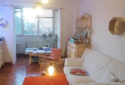 Apartament cu 3 camere decomandat în Semicentral