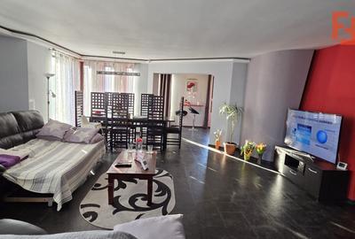 Casă individuală cu 6 camere în Moșnița Nouă