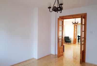 Spatiu comercial - zona ICIL - 1000 euro/luna negociabil (Cod E8)