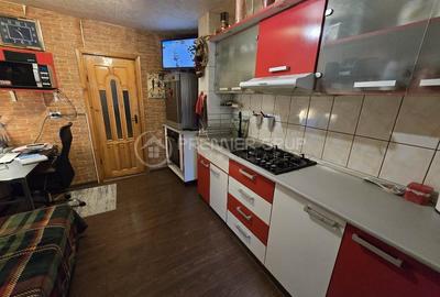 Apartament 3 camere 2 bai 74mp, Nicolina, CT, decomandat - 5