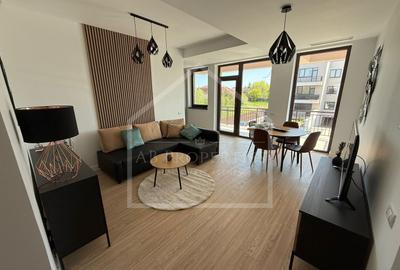Apartament cu 3 camere semidecomandat, mobilat în Străulești