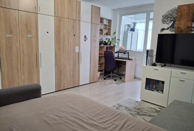 Garsonieră semidecomandată în Basarabia