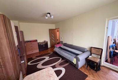 Apartament 3 camere decomandat 70 mp Crângului + Garaj - 2