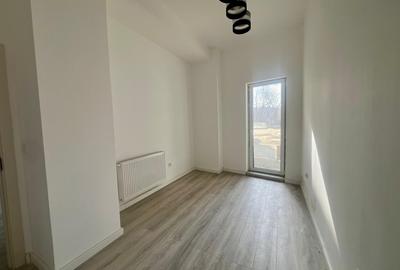 De vanzare Apartament cu 2 Camere  Strada Lombului  Parter - 3