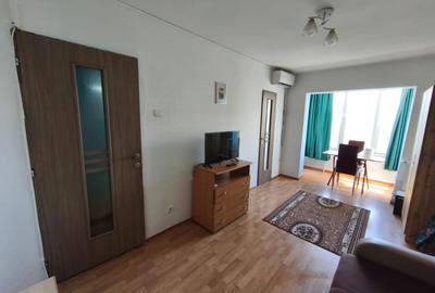 Garsonieră de închiriat în Constanța, zona Trocadero - 1