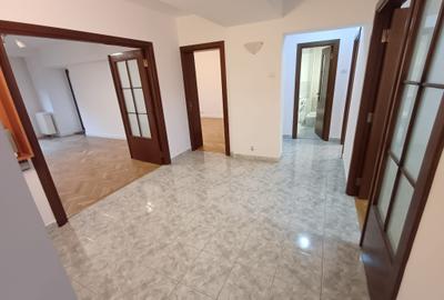 PIATA UNIRII 4 camere ideal cabinet avocat, birou arhitect, contabilitate - 2