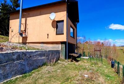 Casa / pensiune investitie sat Pestera, Moieciu, Bran - 32