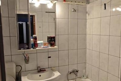 Vanzare Apartament 3 Camere Semidecomandat Berceni-Al.Niculitel - 10