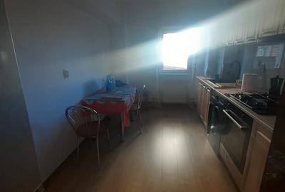 Apartament cu 2 camere decomandate, 56mp, etaj intermediar in zona Sigma - 5