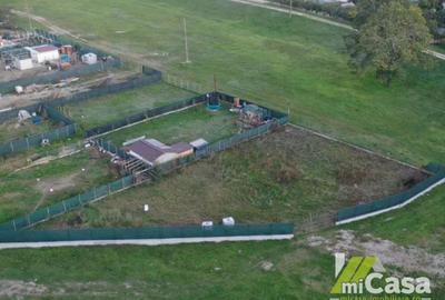 Teren Construcții extravilan de 952 mp, în Sud-Vest