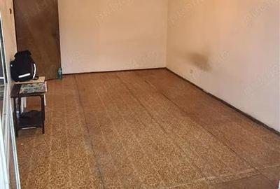 Apartament 3 camere decomandat  Lacul Tei - 8