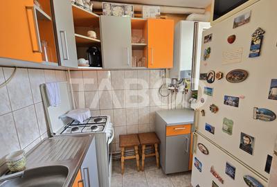 Apartament 2 camere de vanzare etajul 1 mobilat utilat Tiglari Sibiu - 6
