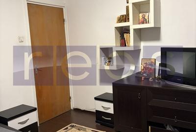 Apartament cu 3 camere decomandat în Tineretului