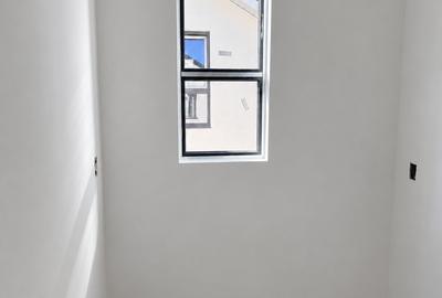 Casă individuală de vânzare | 3 dormitoare | 3 băi | Mansardă locuibilă | Teren - 11