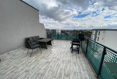 Apartament cu 3 camere decomandat, mobilat în Bulgaria