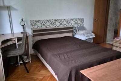Garsonieră 36 mp – Piața Romană / Dacia, etaj 3/4, balcon, 12 min metrou - 2