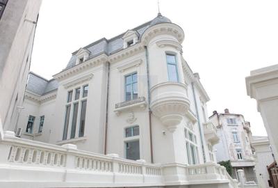 Vila istorica de vanzare in zona *Unirii* | 21 camere | curte, garaj - 1