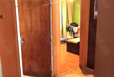 APARTAMENT  3/8 BL 1987 REABILITAT  HOL H  NECESITA AMENAJARE 5 MIN METROU PARC - 6
