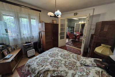 Marriott, vanzare casa si teren 388mp. - 11