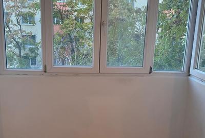 Teiul Doamnei vanzare apartament de 3 camere Cristea Mateescu - 2
