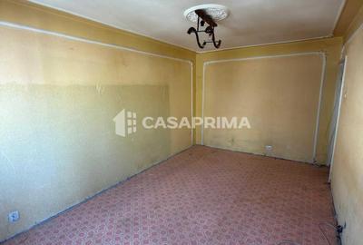 Apartament cu 2 camere decomandat în Nicolina