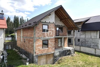 Casa "rosu+" in Gura Humorului | Bucovina