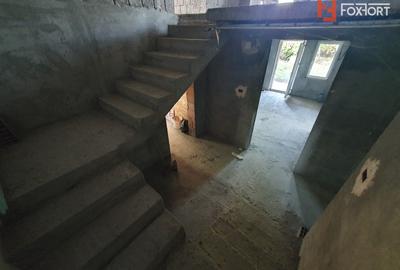 Casa individuala cu 5 camere si 2 bai, Central Jebel - 15